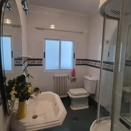 Casa En Primera Linea De Playa De Fontenla 別荘 サンシェンショ